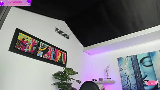 VioletParkker online show from 02.25.25