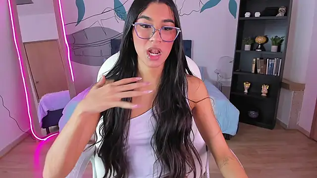 Dana Paula online show from 11.27.25