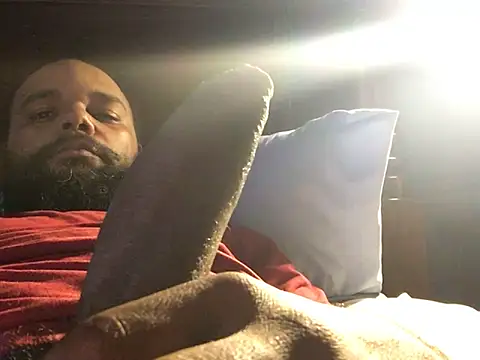 Snapshot of ListedCure2 chatting on 03.03.26 ListedCure2 online show from 03.03.26