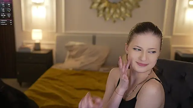 Snapshot of Roxi_Twix chatting on 02.26.25 Roxi Twix online show from 02.26.25