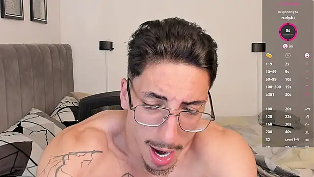 dylanspencer28 online show from 01.30.25