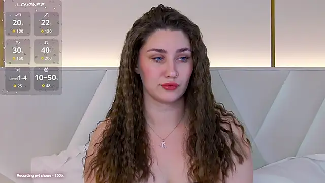 KiraBarlows online show from 10.28.25