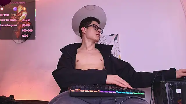 Snapshot of wolfandsky chatting on 02.20.26 wolfandsky online show from 02.20.26