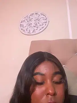 Snapshot of yelicampbell chatting on 03.05.25 yelicampbell online show from 03.05.25