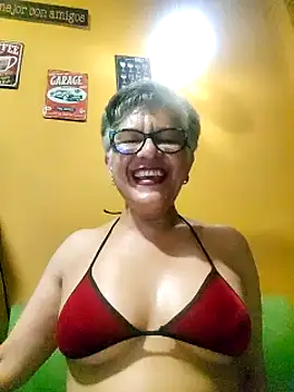 Snapshot of ilonna2025 chatting on 03.10.25 ilonna2025 online show from 03.10.25