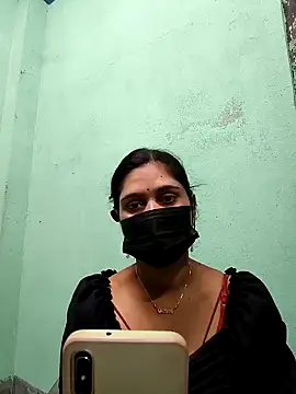 Snapshot of Sexybhabhi569 chatting on 01.18.25 Sexybhabhi569 online show from 01.18.25