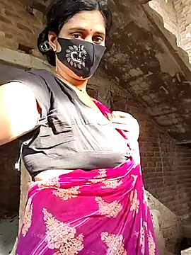 Snapshot of Sexybhabhi569 chatting on 09.09.25 Sexybhabhi569 online show from 09.09.25