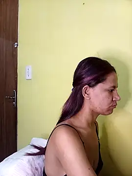 Snapshot of Alyne69PB chatting on 03.21.25 Alyne69PB online show from 03.21.25