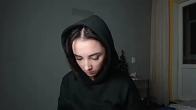 Eva Gloryy online show from 02.03.25