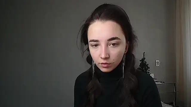 Eva Gloryy online show from 02.17.25