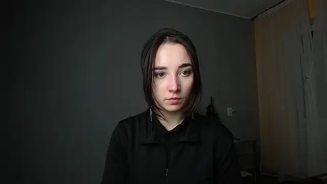 Eva Gloryy online show from 02.18.25