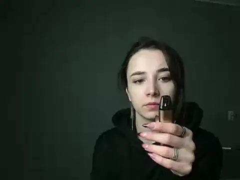 Eva Gloryy online show from 02.27.25