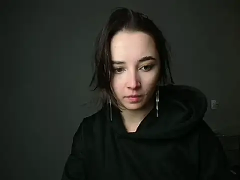 Eva Gloryy online show from 03.02.25