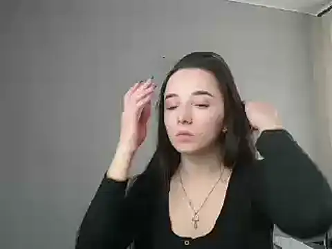 Eva Gloryy online show from 03.06.25