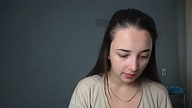 Eva Gloryy online show from 09.15.25