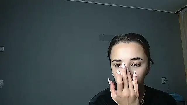 Eva Gloryy online show from 09.22.25