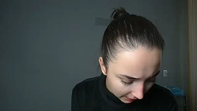 Eva Gloryy online show from 09.29.25