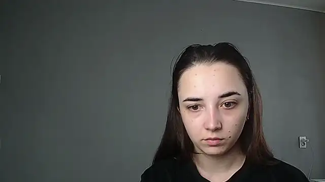 Eva Gloryy online show from 04.16.26