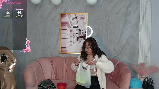 Snapshot of kassandra_ch_ chatting on 01.20.25 kassandra ch online show from 01.20.25