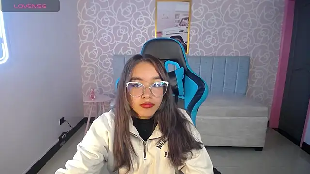 Snapshot of kassandra_ch_ chatting on 01.27.25 kassandra ch online show from 01.27.25