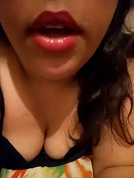 Snapshot of Mona_sixi chatting on 01.18.25 Mona sixi online show from 01.18.25