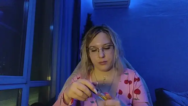 HotBrandyX online show from 01.11.26