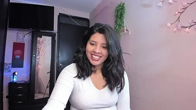 Snapshot of byanabrown chatting on 07.15.26 byanabrown online show from 07.15.26