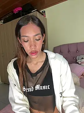 zoe storm online show from 03.07.26