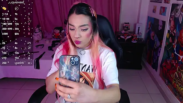 lily3 4 online show from 09.18.25