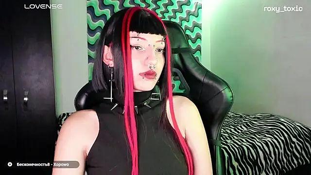 roxy toxic online show from 03.06.25