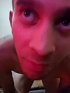 Snapshot of EstebanAkyLu chatting on 03.12.25 EstebanAkyLu online show from 03.12.25