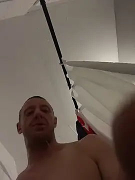 biggzee6 online show from 10.25.25