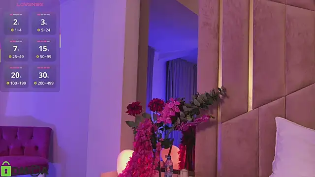 MaeveDream online show from 10.07.25