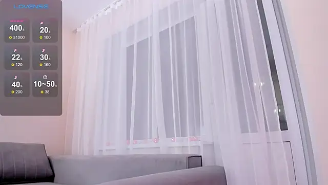 Snapshot of EmmyStar_ chatting on 03.20.25 EmmyStar  online show from 03.20.25