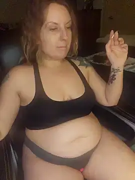 TattedMamaXOXO online show from 02.06.25