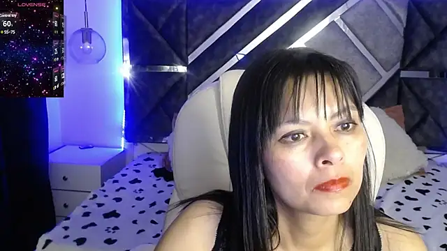Snapshot of MysticMature chatting on 01.23.25 MysticMature online show from 01.23.25