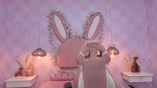 LIA SWAN  online show from 09.18.25