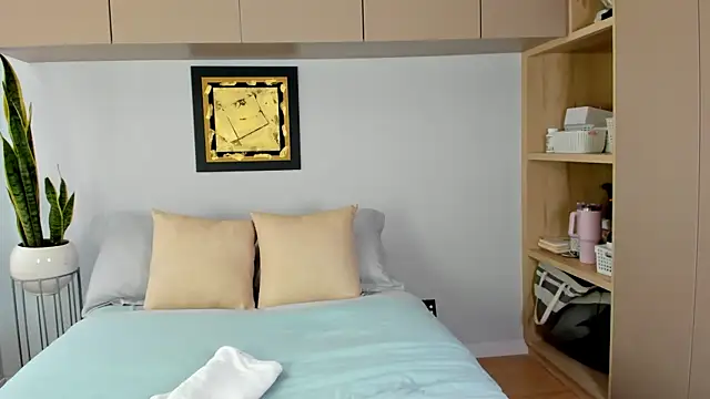 Snapshot of hailey_thompsonX chatting on 04.08.26 hailey thompsonX online show from 04.08.26