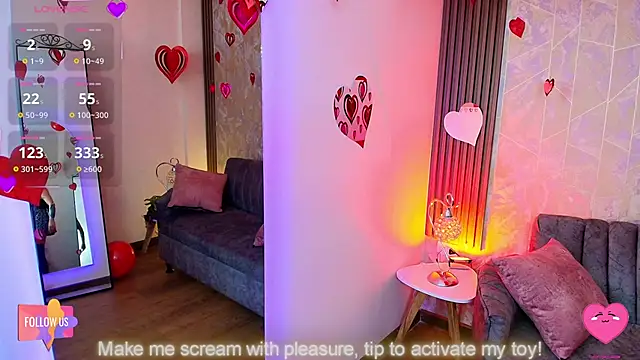 Aurora thomas  1 online show from 02.19.25