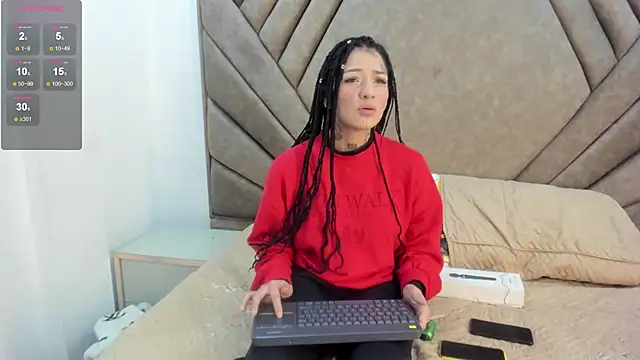 Snapshot of Molly_bishop chatting on 02.03.25 Molly bishop online show from 02.03.25