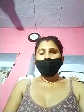 Snapshot of Bhavya_Bhan chatting on 11.06.25 Bhavya Bhan online show from 11.06.25