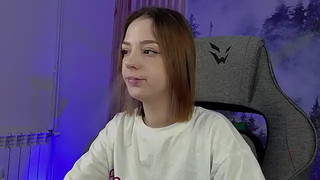 PamBeesly online show from 11.27.25