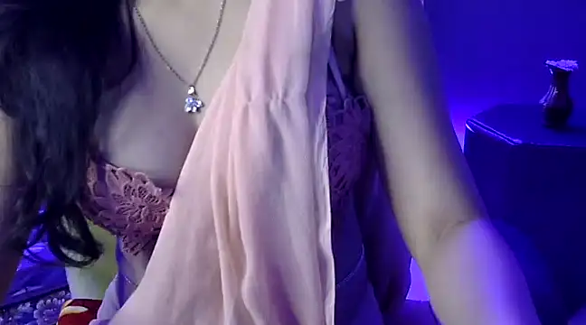 Snapshot of Shanaya1 chatting on 02.20.25 Shanaya1 online show from 02.20.25