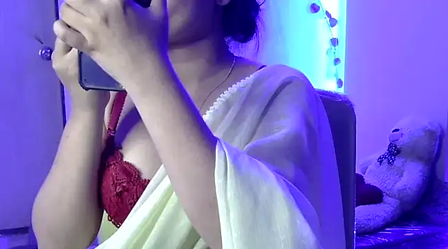 Snapshot of Shanaya1 chatting on 02.27.25 Shanaya1 online show from 02.27.25