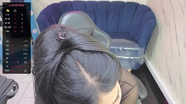 Paulette v online show from 10.03.25