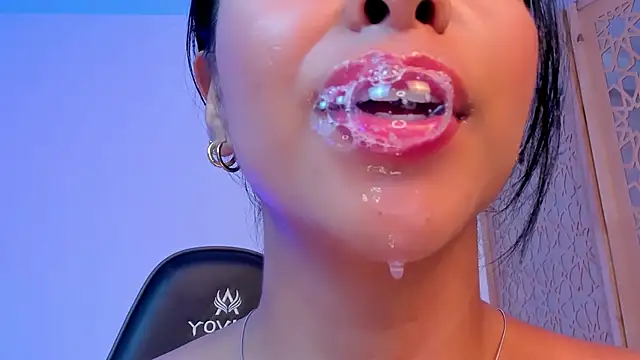 sophierooy22 online show from 01.30.25