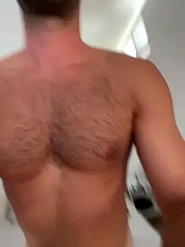 Snapshot of 8FZastonikol chatting on 10.19.25 8FZastonikol online show from 10.19.25