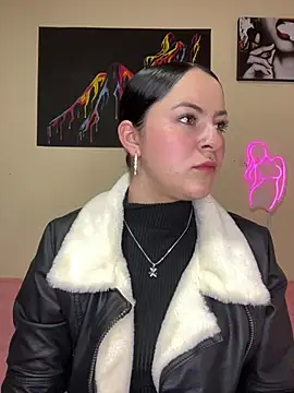 Emmie Hot online show from 02.15.25