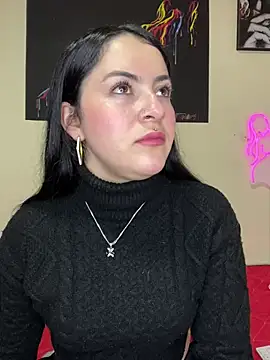 Emmie Hot online show from 03.03.25