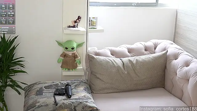 Snapshot of tatiana__cortes18 chatting on 01.08.25 tatiana  cortes18 online show from 01.08.25